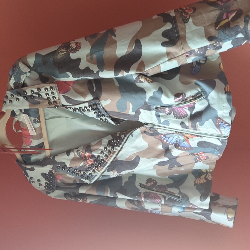 LaBellum by Hillary Scott butterfly camo motorcycle jacket large L